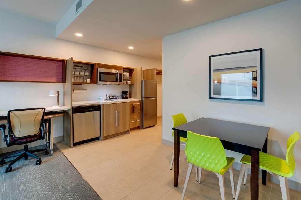 Home2 Suites By Hilton 해먼드 객실 사진